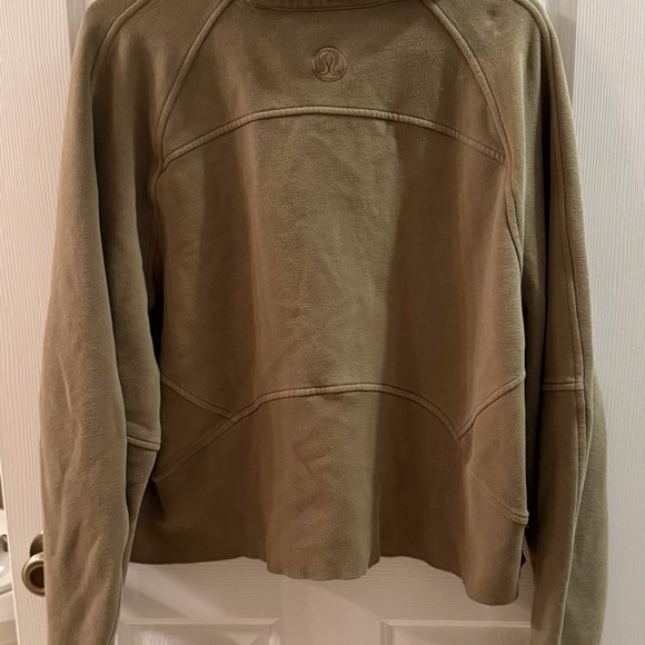 Green Lululemon Scuba - Picture 2 of 6